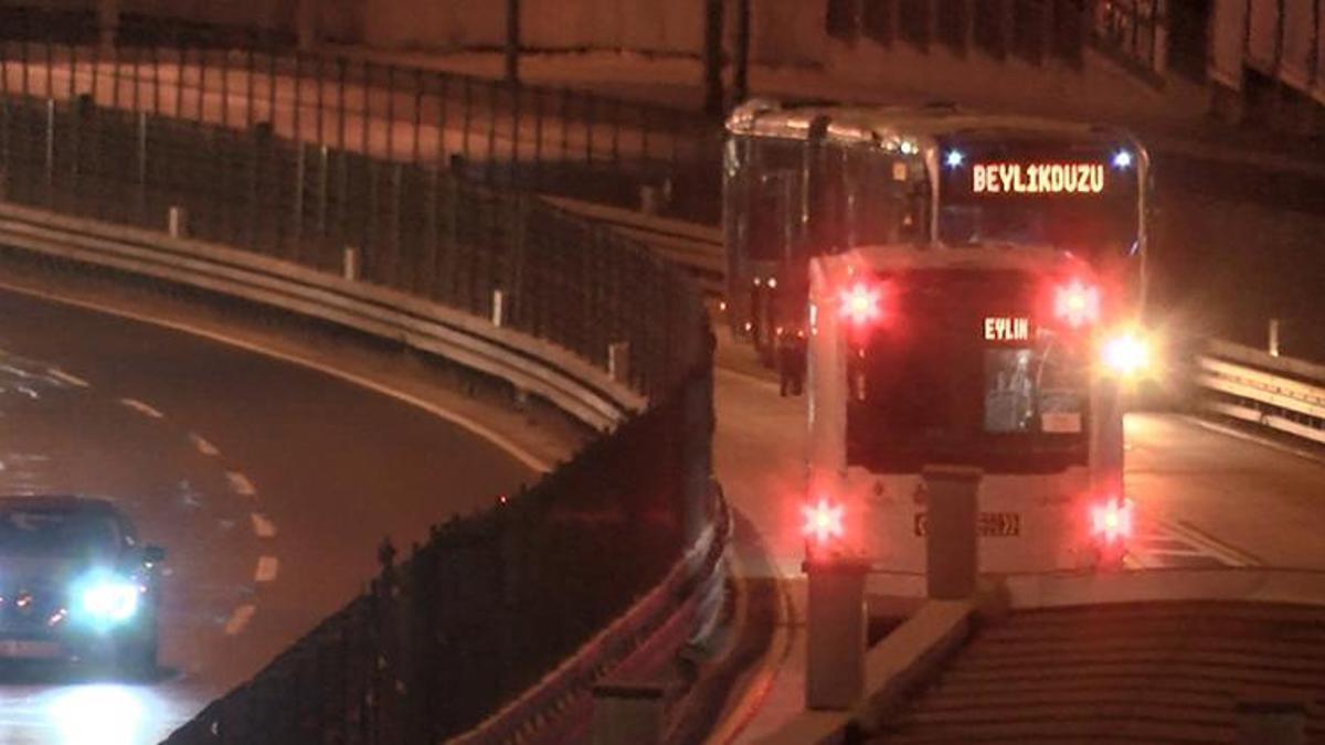 Beylikdüzü'nde metrobüs şoförüne metrobüs çarptı