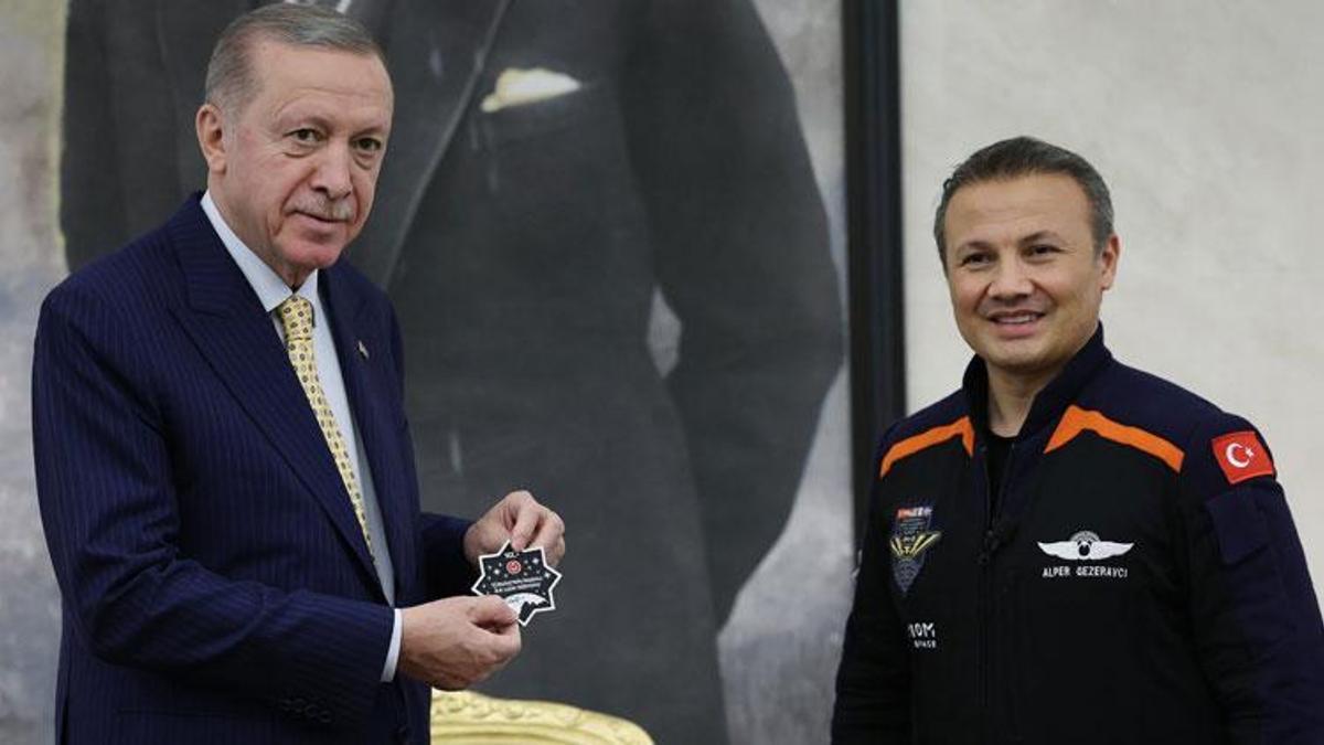 Cumhurbaşkanı Erdoğan, Türkiye'nin ilk astronotu Alper Gezeravcı ile görüştü