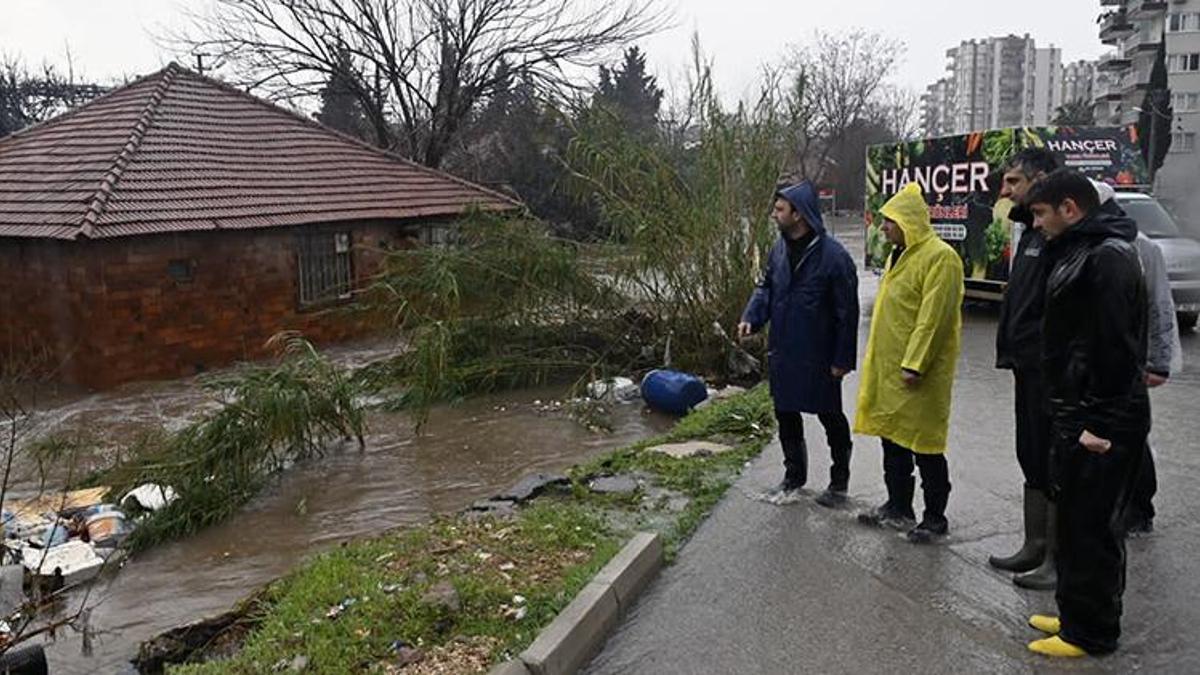 Antalya'da sel: 1 kişi hayatını kaybetti