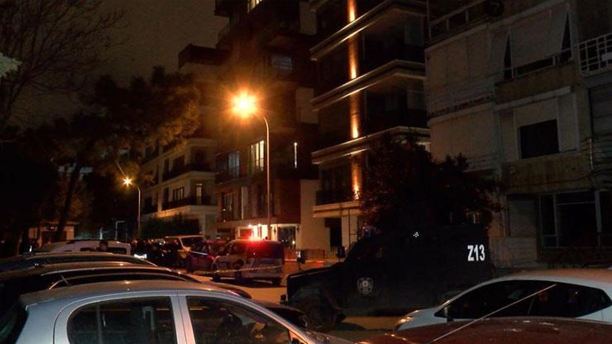 Pendik Kaymakamlığı lojmanlarına motosikletli 2 kişi silahlı saldırı düzenledi