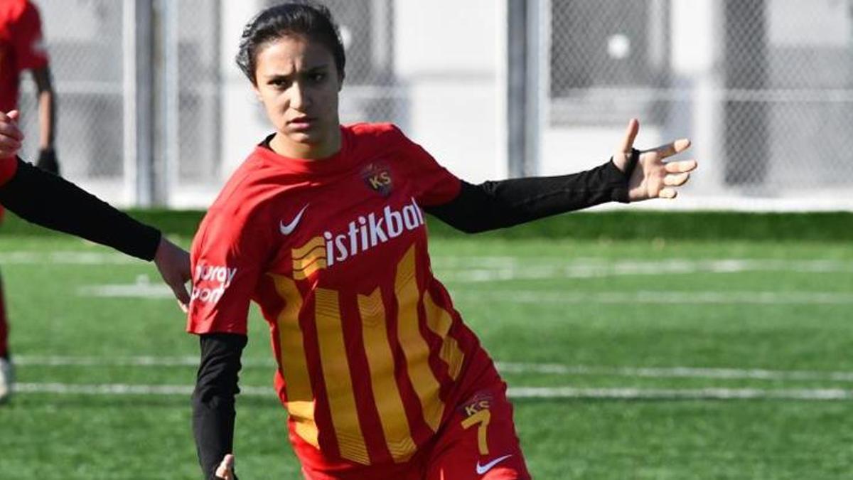 Kayserispor'da Zeynep Bilir, gol kraliçesi oldu