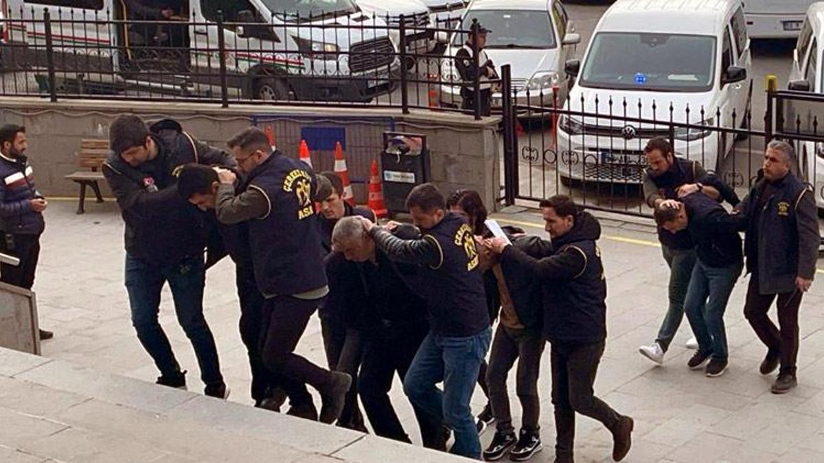 Fahiş hesap çıkartıp, senet imzalatan mekan sahiplerine operasyon! Çok sayıda gözaltı var