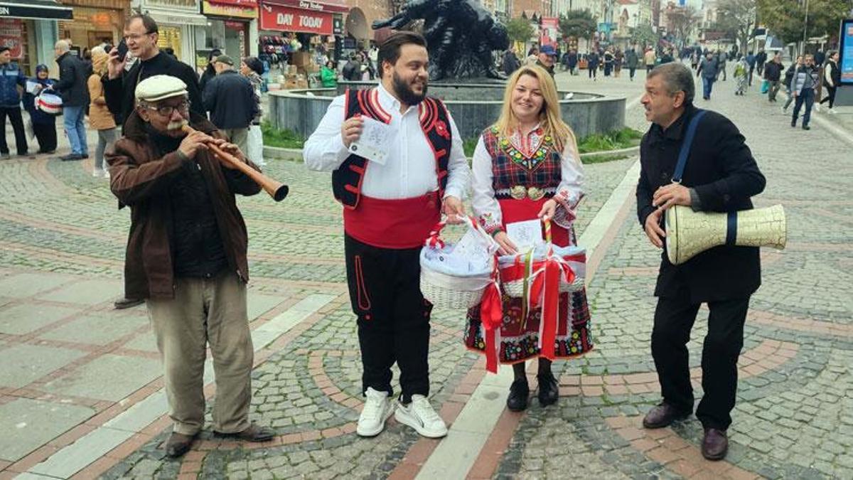 Baharın gelişinin müjdeleyicisi 'Baba Marta' etkinliği Edirne'de düzenlendi