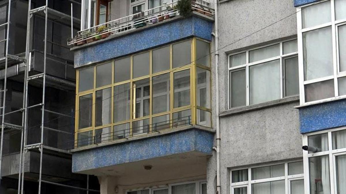 27 yatak konularak kiralanan eve polis geldi kiracı apar topar kaçtı