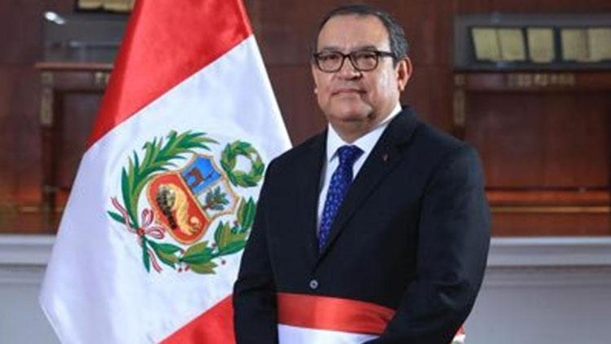 Görevini kötüye kullandığı iddiaları sonrasında Peru Başbakanı istifa etti