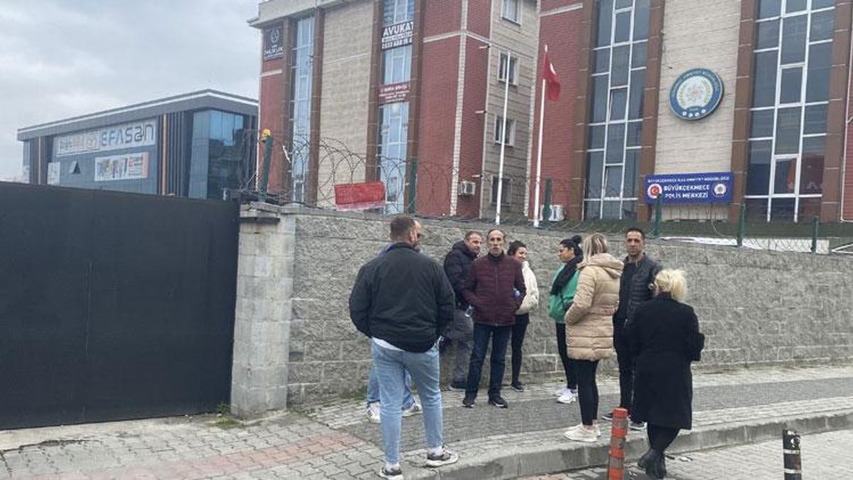 İlkokul müdürü veliyi ve öğrencileri darp ettiği iddia edildi