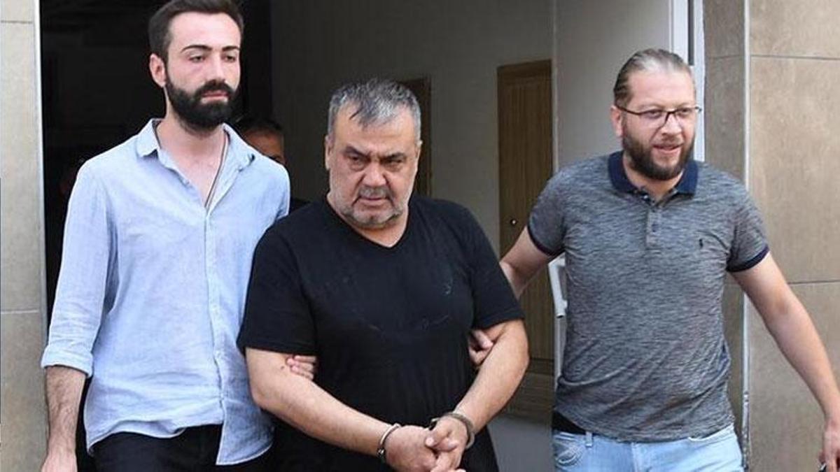 Silahlı komşu kavgası için iddianame hazırlandı! İşte şarkıcı Metin Işık, eşi ve oğlu için istenen ceza