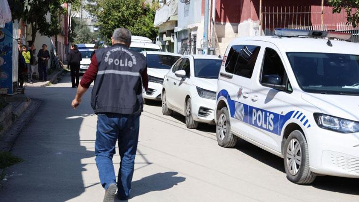 Kendisinden sürekli uyuşturucu parası isteyen oğlunu av tüfeğiyle öldürdü