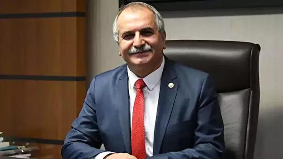 İYİ Partili eski milletvekili Ahmet Çelik kardeşi tarafından bıçaklandı!