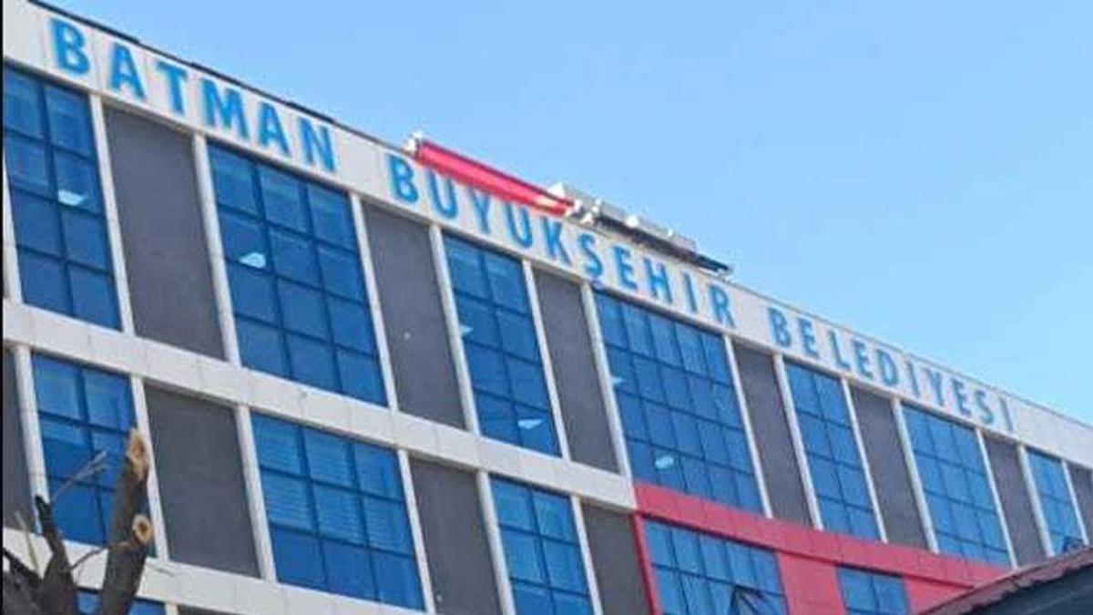 Batman'da 'Büyükşehir' yazısı heyecan yarattı! Paylaşımlardan sonra perdeli hamle geldi