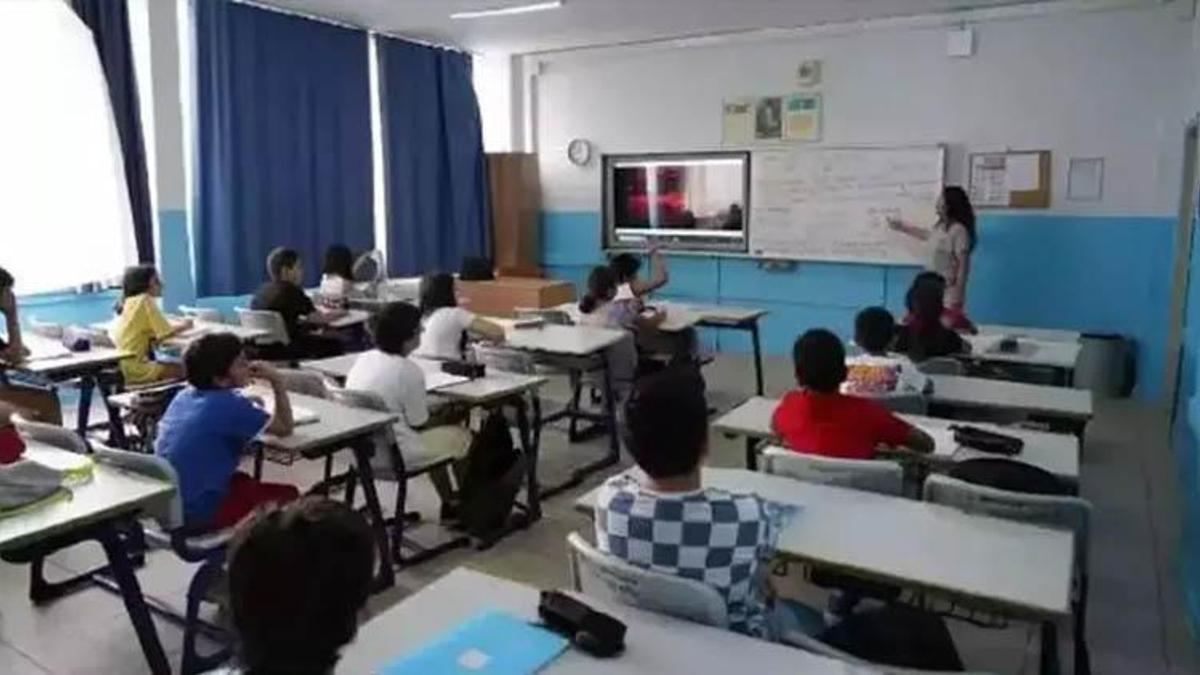 Haftalık ders saatleri değişiyor mu? Okullarda ders saatleri azalacak mı 2024?