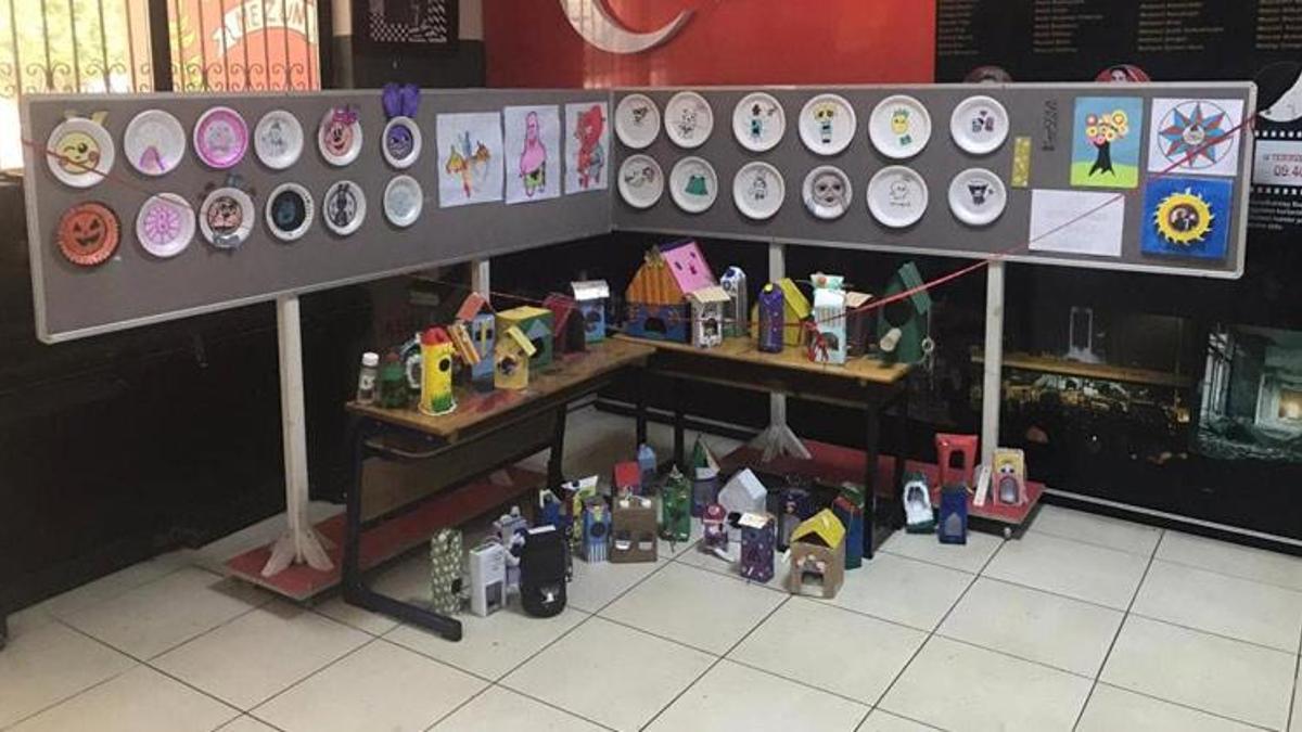 Öğrencilerden “Atıktan Sanata Süreç” sergisi! "Gönülden kutluyorum”