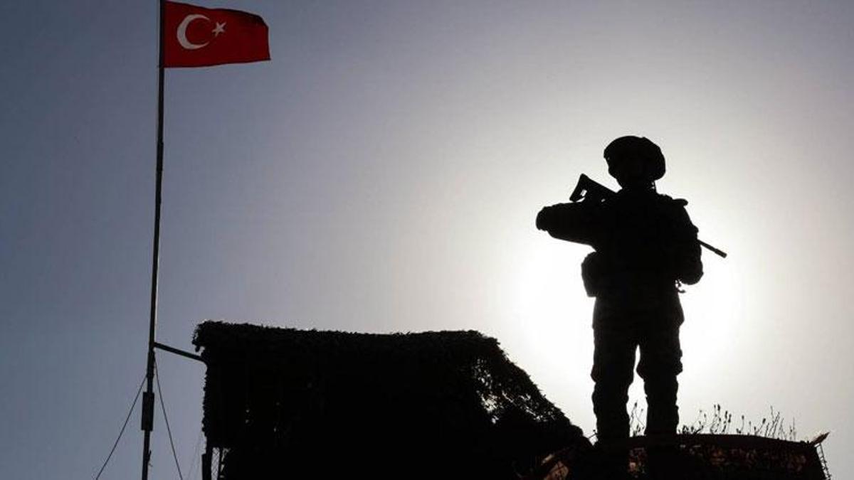 Acı haberi MSB duyurdu: 1 asker şehit oldu, 4 asker yaralı