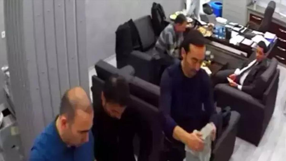 Para sayma görüntülerine ilişkin 2 belediye başkanı ifadeye çağırıldı
