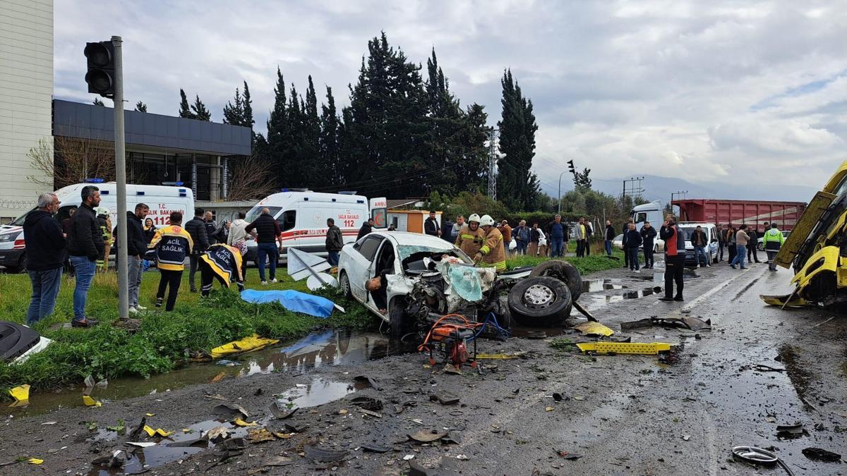 Hatay'da 6 kişinin öldüğü kazada TIR şoförü tutuklandı