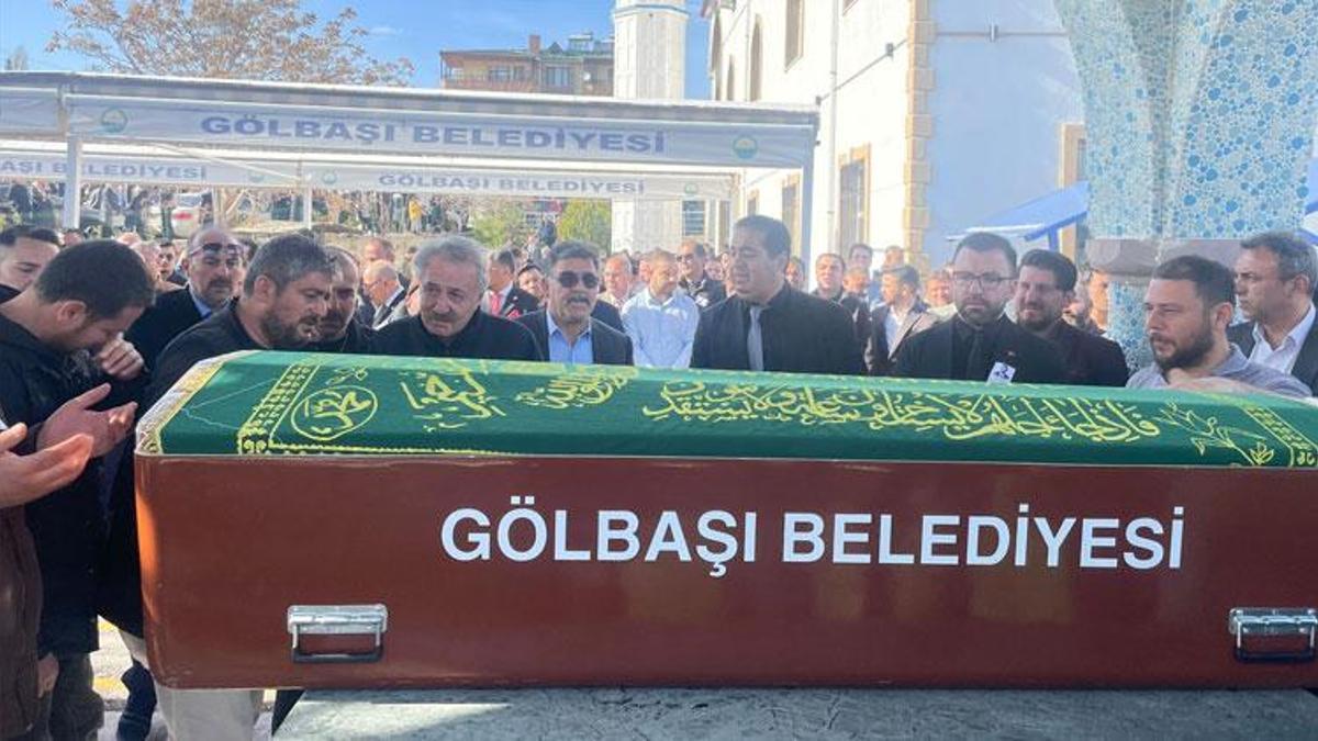 AK Parti Genel Merkez Ar-Ge ve Eğitim Başkan Yardımcısı Osman Karaaslan, son yolculuğuna uğurlandı