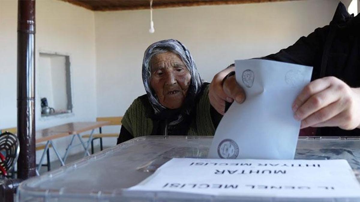32 ilde oy verme işlemi son buldu