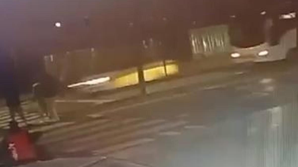 Beylikdüzü'nde ehliyetsiz sürücünün çarptığı kişi ağır yaralandı