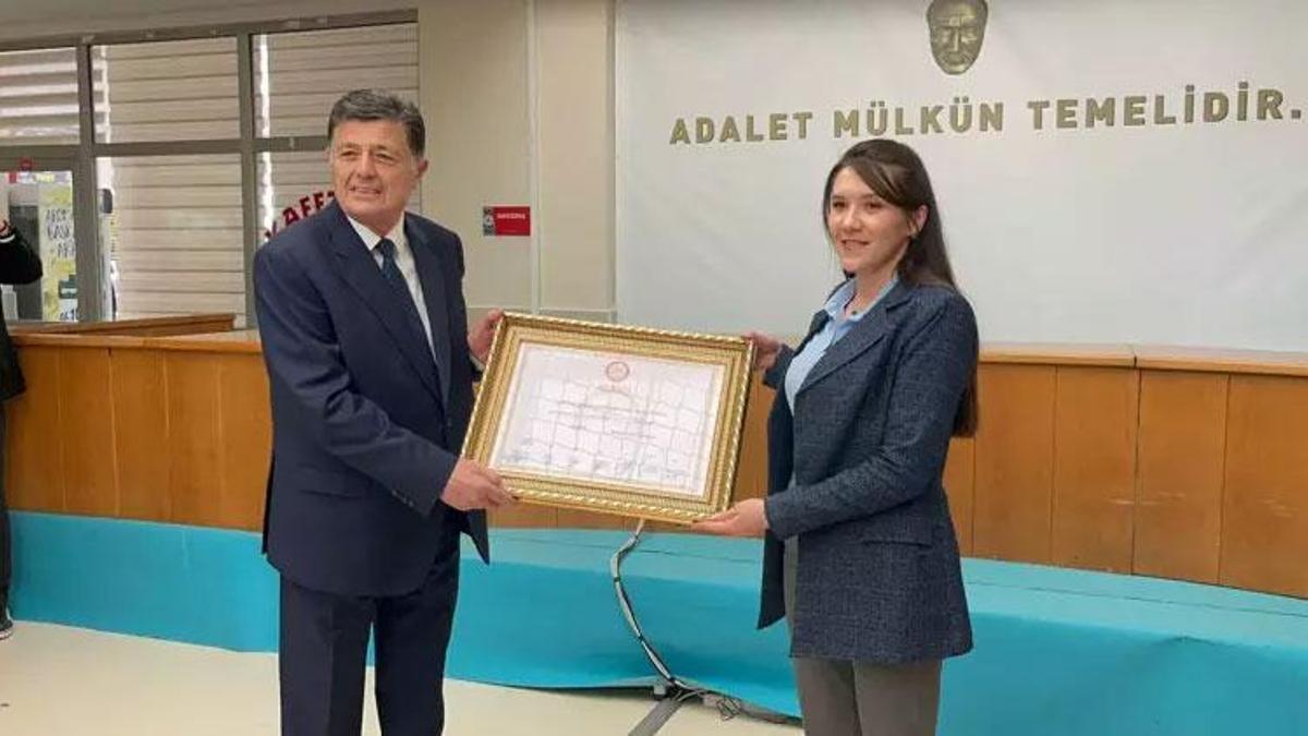 17 yıl sonra Bartın'da yeniden başkan seçilen Muhammet Rıza Yalçınkaya, mazbatasını aldı