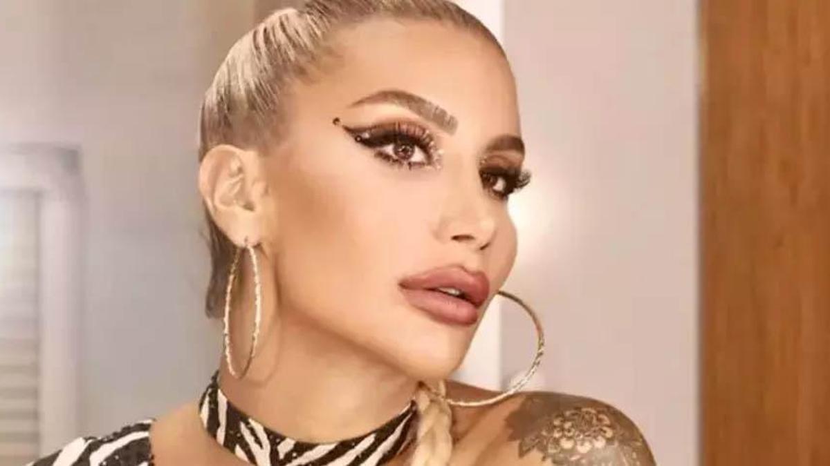 İrem Derici zehirlendi! Konseri erteledi