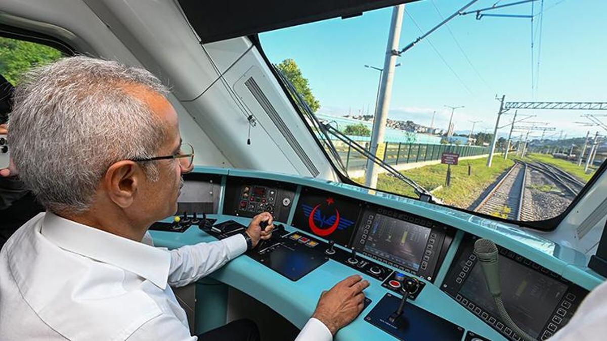 Bakan Uraloğlu: Milli tren seti sayısı 56'ya ulaşacak