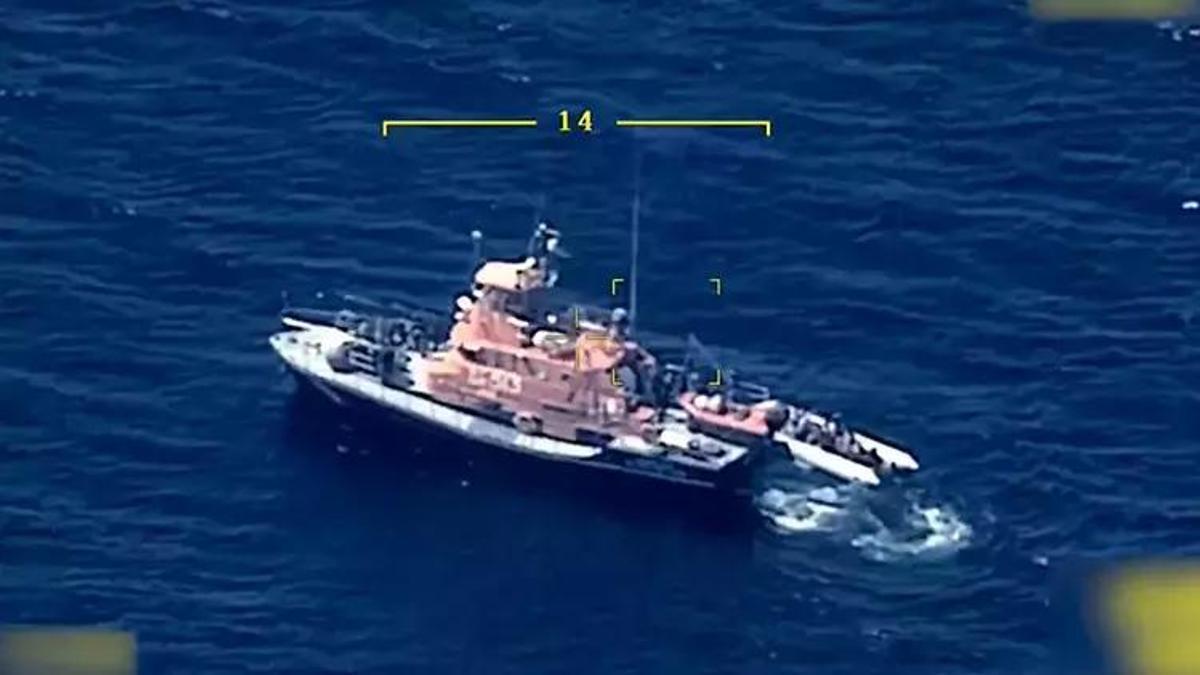 MSB paylaştı: Yunanistan'ın bıraktığı göçmenler kurtarıldı