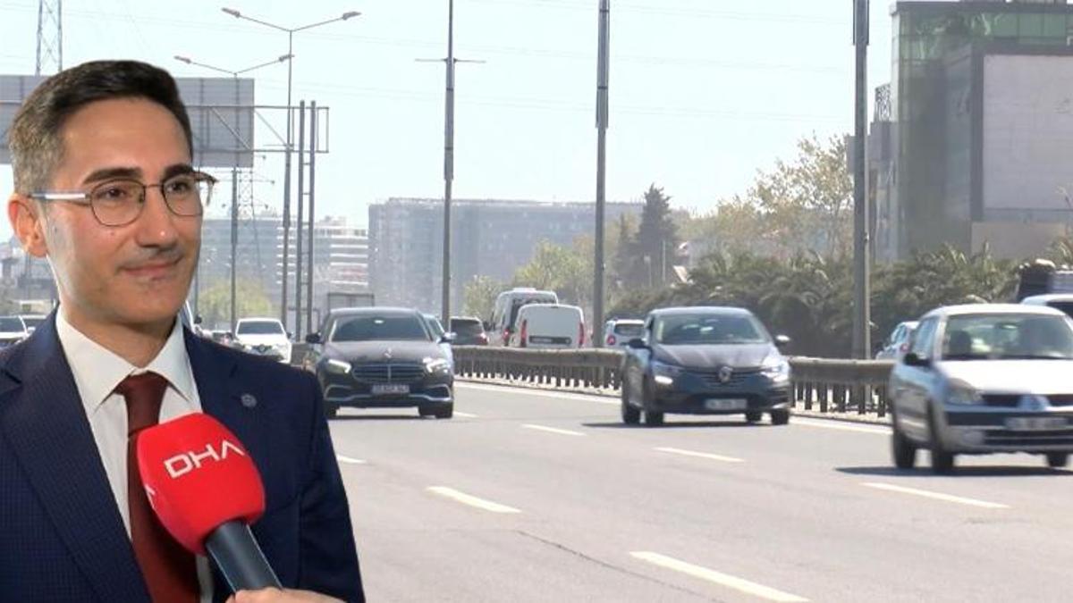 Uzman isim uyardı! Sürücüye selektörle radar uyarısı suç mu?