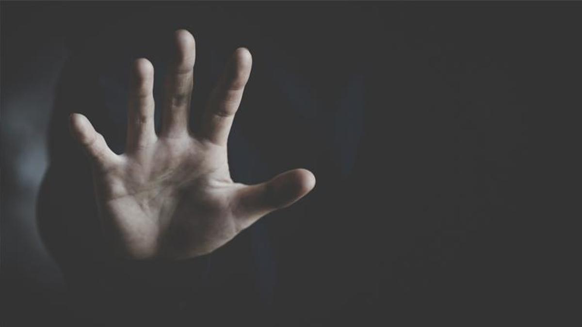 Cinsel istismarcıyı gizli kamera görüntüleri ele verdi!