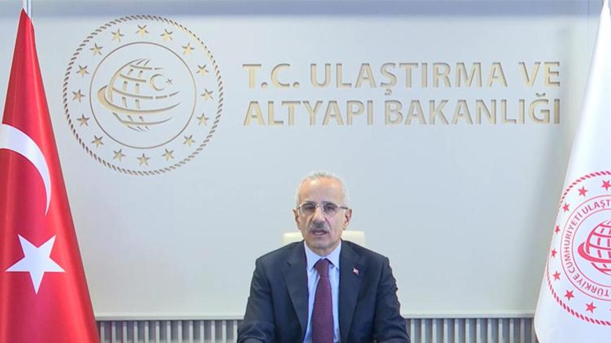 Bakan Uraloğlu açıkladı! 'Hava yolu yolcu sayısını 2023'te 214 milyonun üstüne yükselttik'