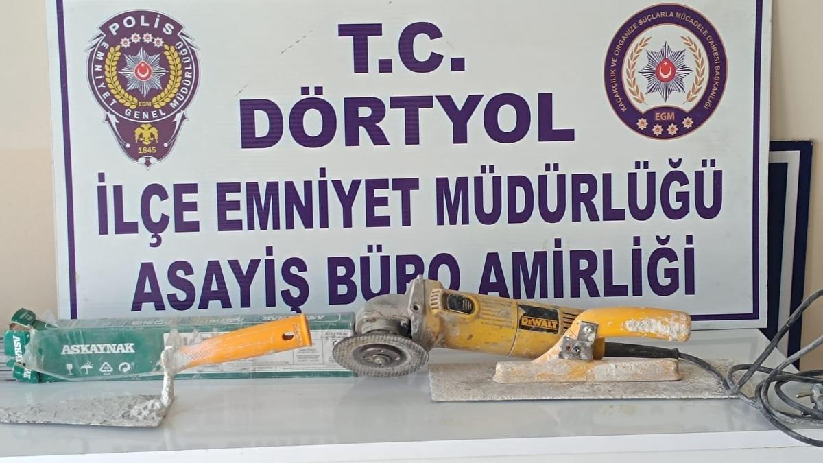 Dörtyol'da iş yerinden hırsızlık şüphelileri yakalandı