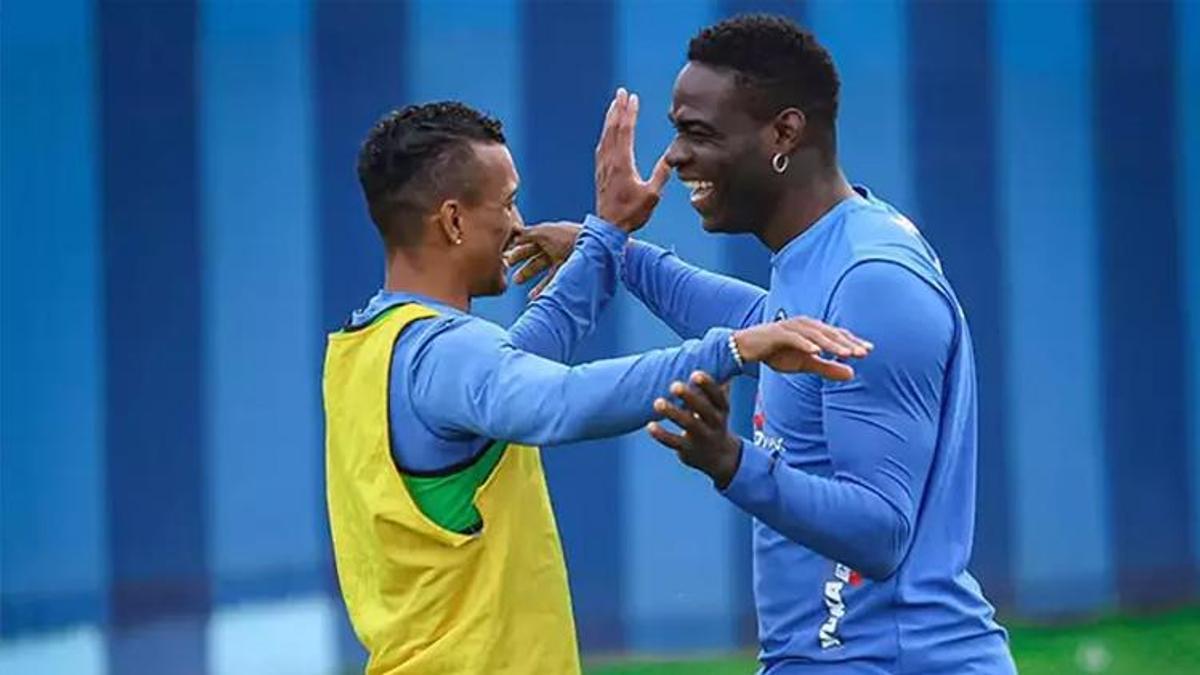 Adana Demirspor'da deprem! Yıldız futbolcu kadro dışı bırakıldı