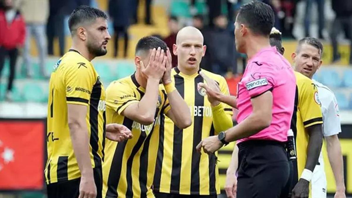 Süper Lig'de küme düşen ilk takım belli oldu