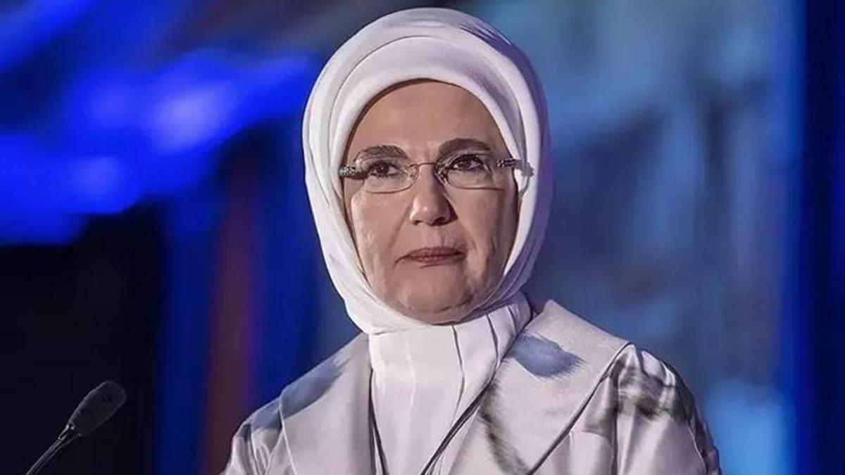 Emine Erdoğan'dan 23 Nisan mesajı