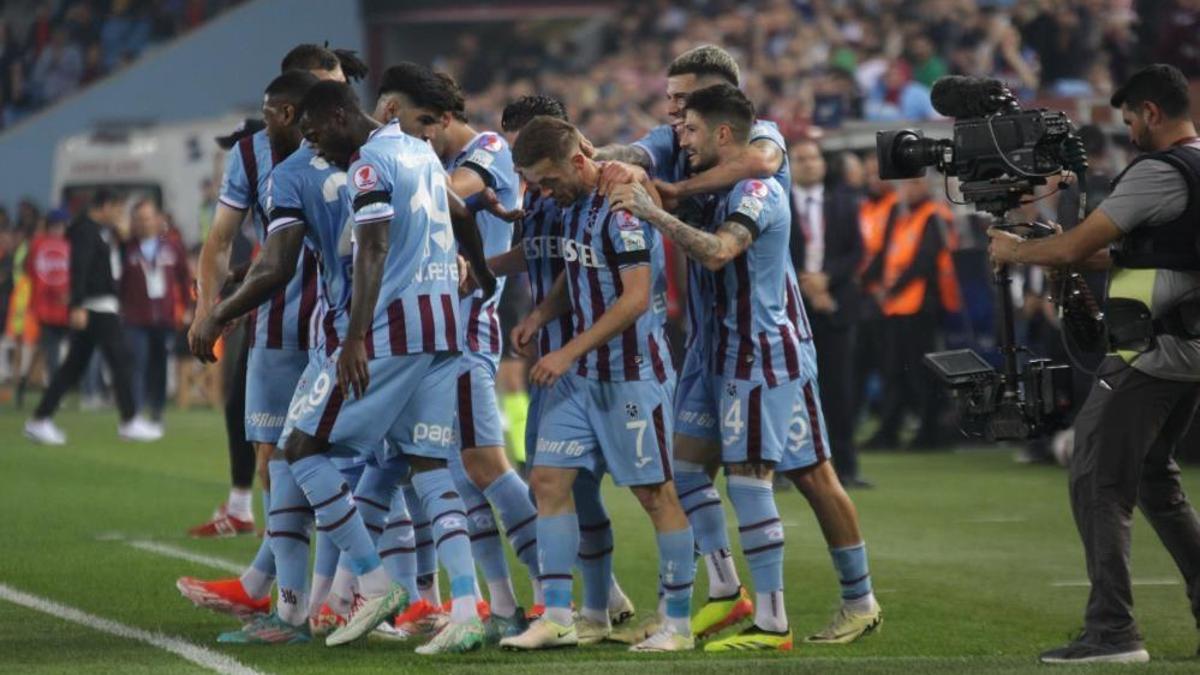 Trabzonspor ilk maçta avantajı kaptı