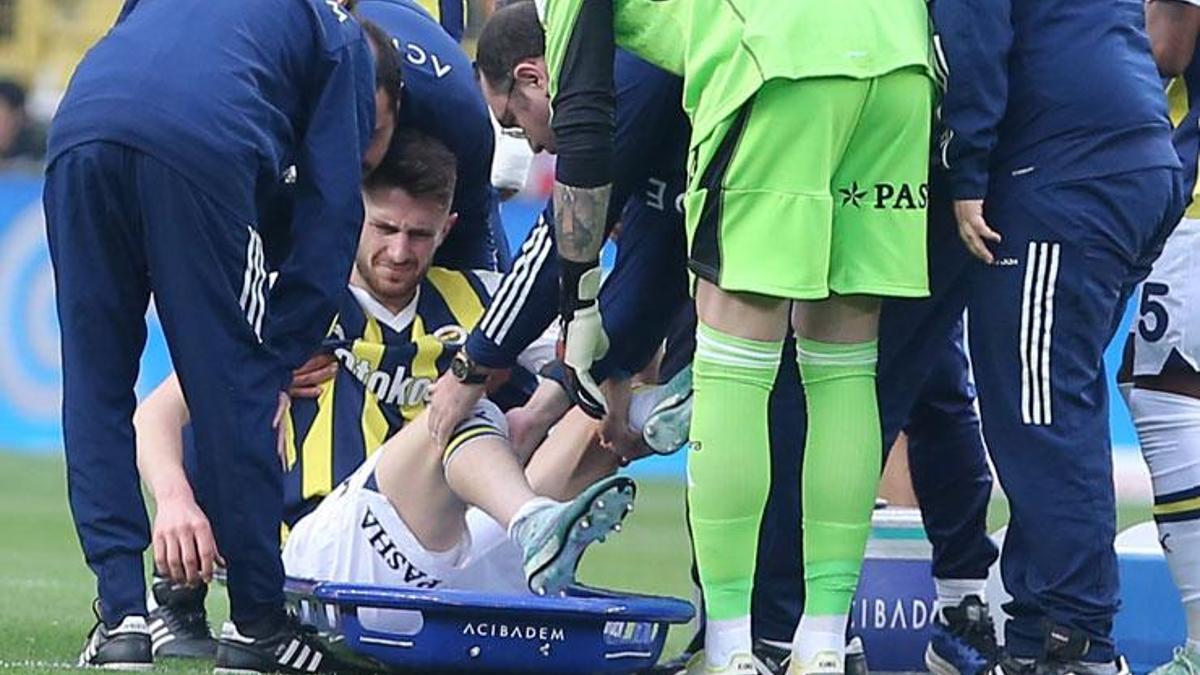 Fenerbahçe Beşiktaş derbisinde İsmail Yüksek oyuna devam edemedi