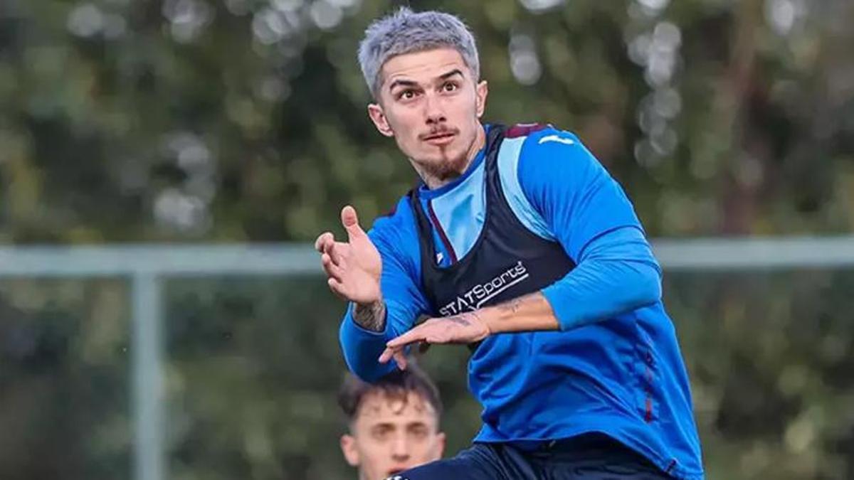 Trabzonspor'un yıldızı Berat Özdemir Galatasaray'a gidiyor! Başkan transferi açıkladı