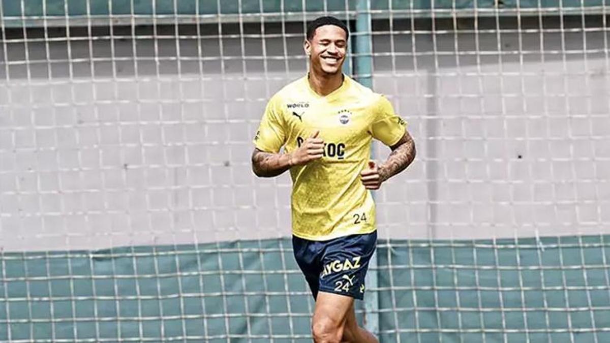 Fenerbahçe'ye Jayden Oosterwolde'den müjdeli haber!