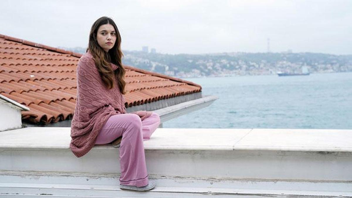 Yalı Çapkını Seyran’ın hastalığı nedir, Seyran’a ne oldu? Seyran ölecek mi 2024, Afra Saraçoğlu diziden ayrılıyor mu?