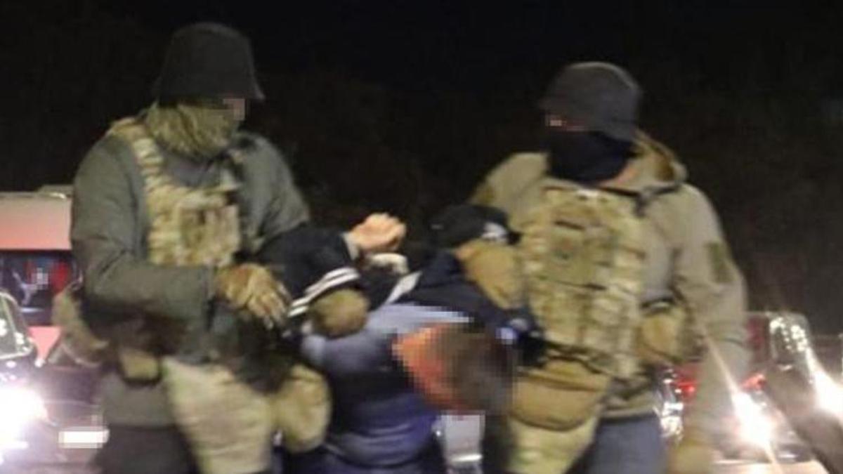 Ukrayna Devlet Başkanı Zelenski’ye suikast hazırlığındaki Rus ajanları yakalandı!