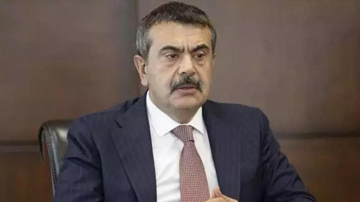 Öğretmenler için yeni kanun geliyor! Bakan Tekin CNN TÜRK'te açıkladı