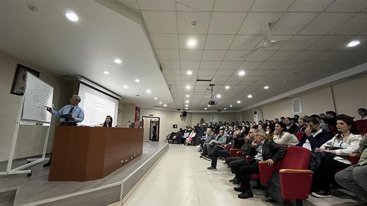 Geometri ile uzay zirvesi! Marmara Üniversitesi'nde uzay bilimi konferansı düzenlendi