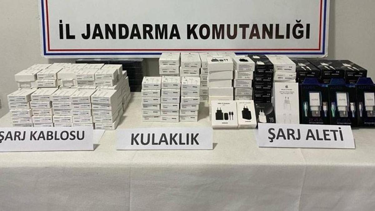 23 milyon liralık kaçakçılık vurgununa jandarma darbesi! Gözaltına alındılar