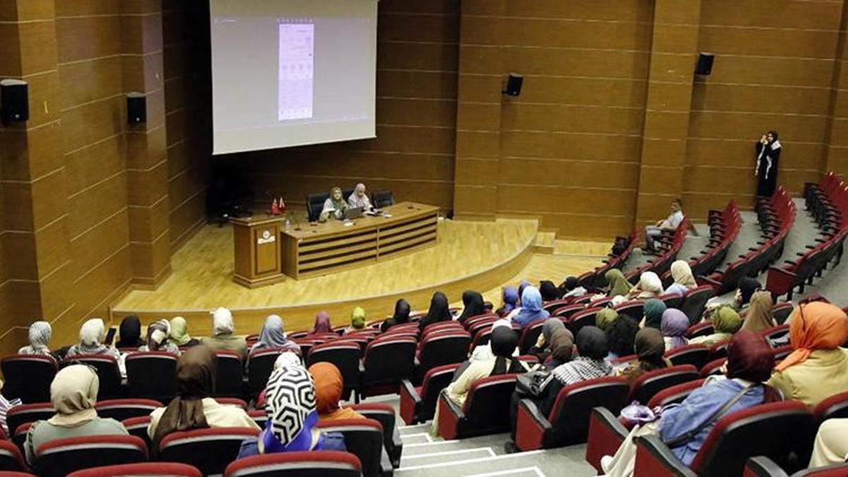 GAÜN öğrencilerinden Kudüs söyleşisi