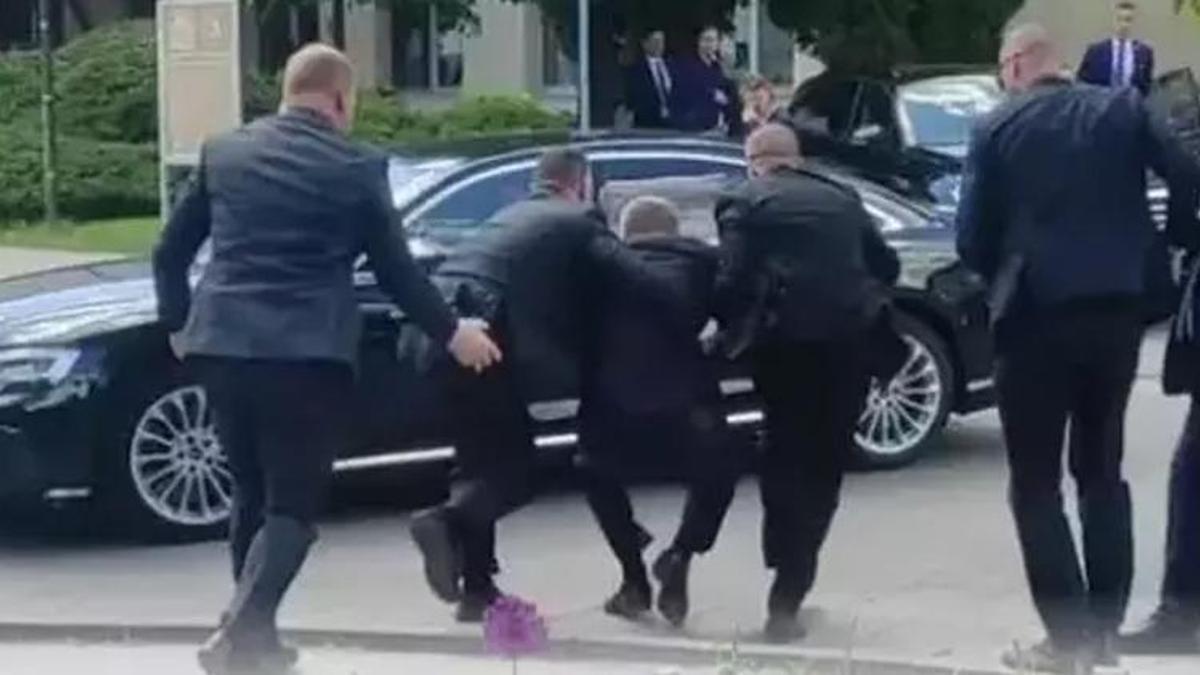 Slovakya Başbakanı Robert Fico'nun sağlık durumu açıklandı! Hayati tehlikesi devam ediyor..