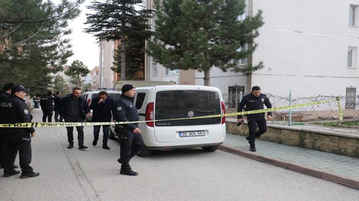 Rus eşini bıçaklayarak öldürdü! Eski eşiyle görüştüğünü iddia etti