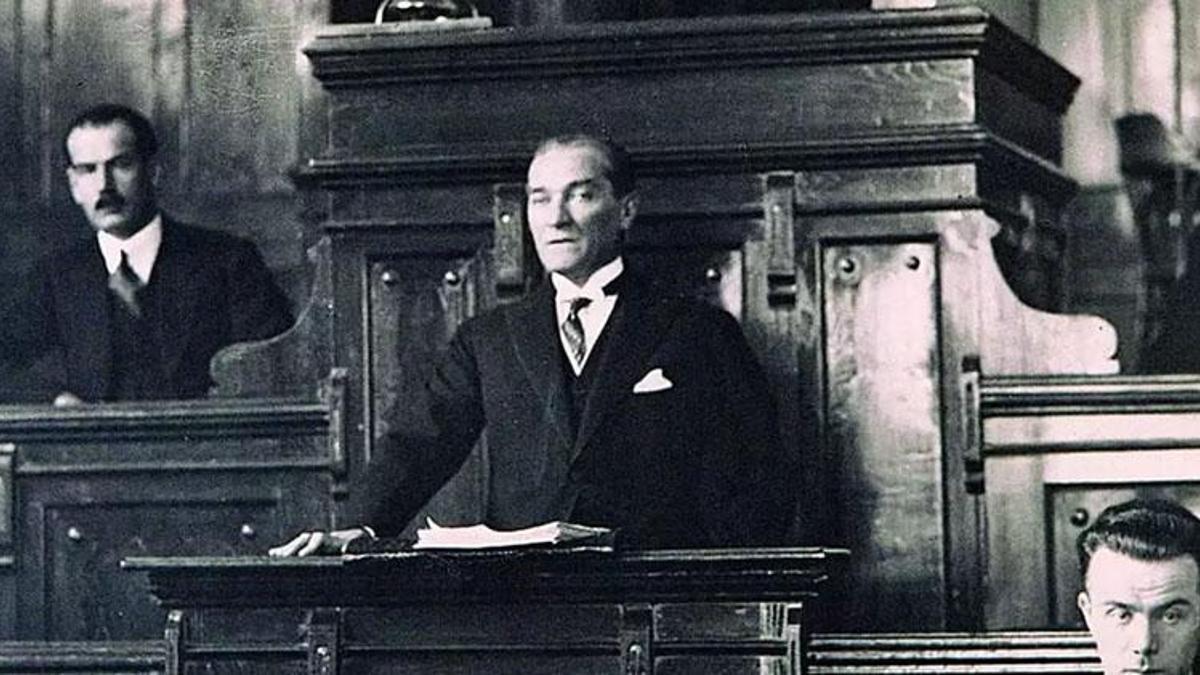 Atatürk 19 Mayıs'ı neden gençlere armağan etti? 19 Mayıs neden kutlanır, Atatürk 19 Mayıs 1919'da Samsun'a neden çıktı?