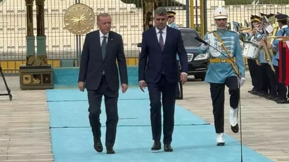 Erdoğan, Romanya Başbakanı'nı törenle karşıladı