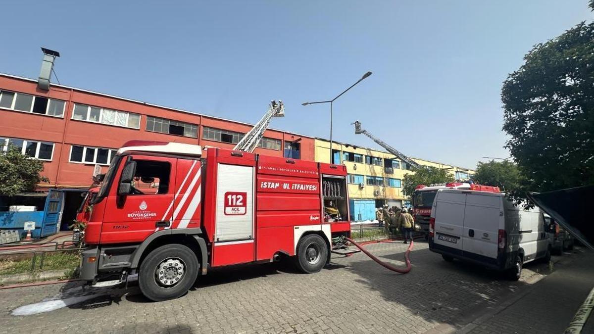 Başakşehir'de iş yeri yangını kontrol altına alındı