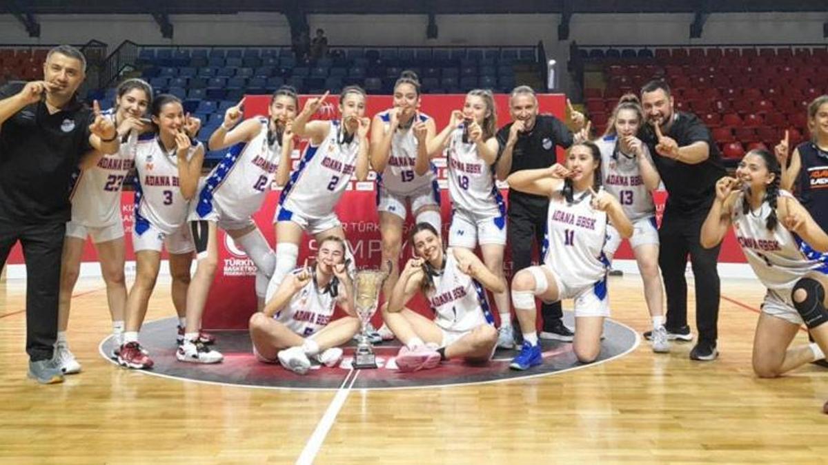 Adana Büyükşehir Belediyesi U16 Kız Basketbol Takımı Türkiye Şampiyonu oldu! Müthiş başarı