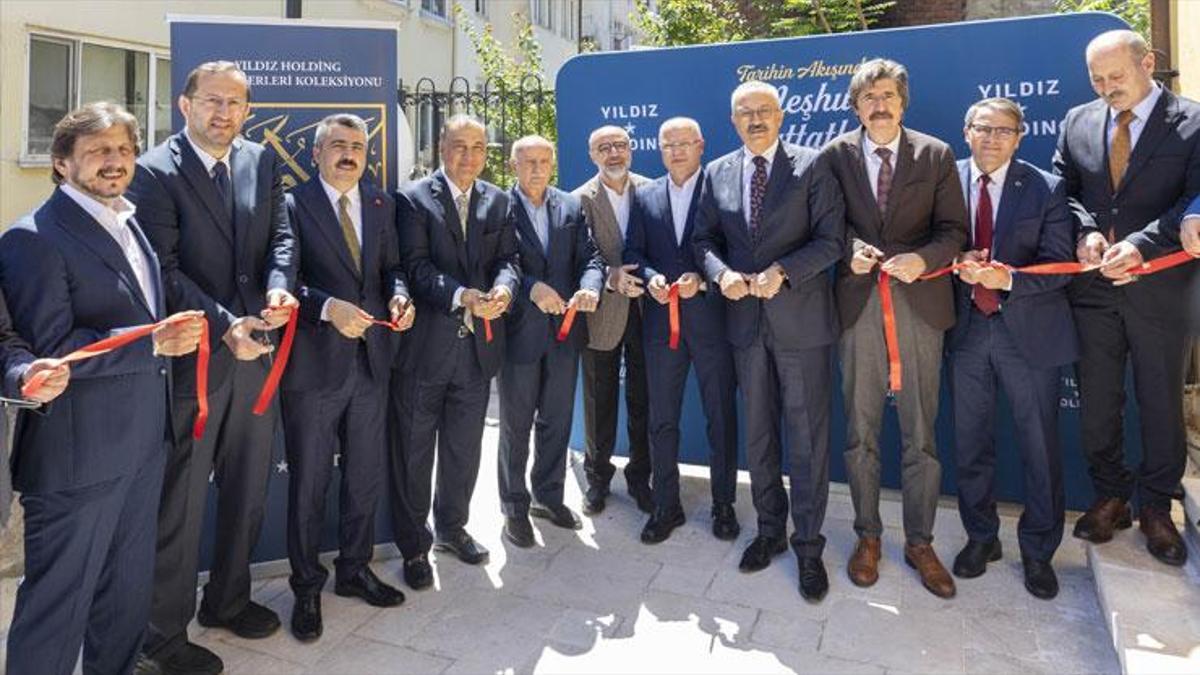 ‘Tarihin Akışında Meşhur Hattatlar’ sergisi Bursa’da ziyarete açıldı